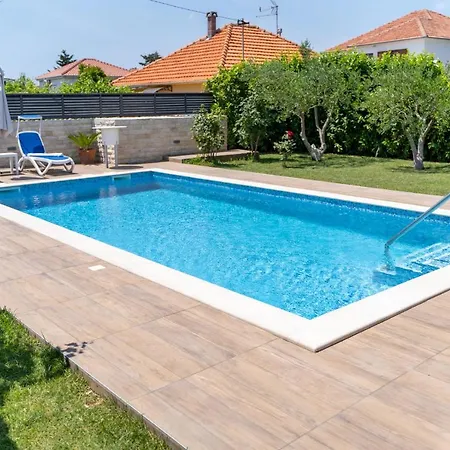 Villa Ena *
